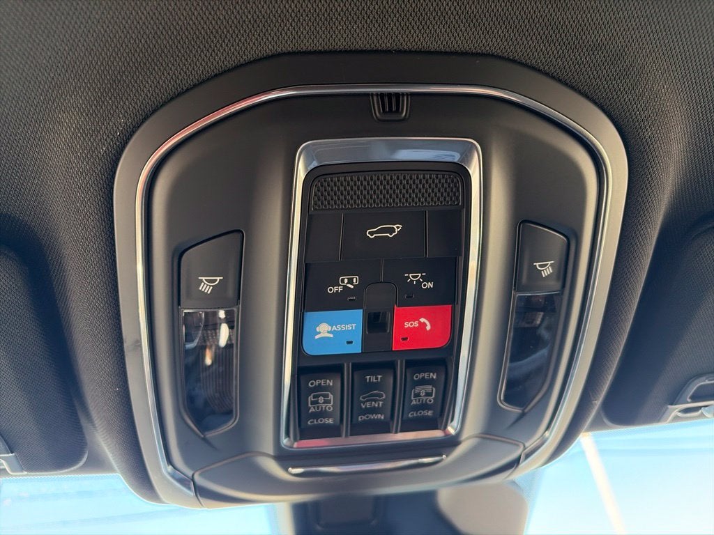 2027 Jeep Grand Cherokee GRAND CHEROKEE L LIMITED RESERVE 4X4