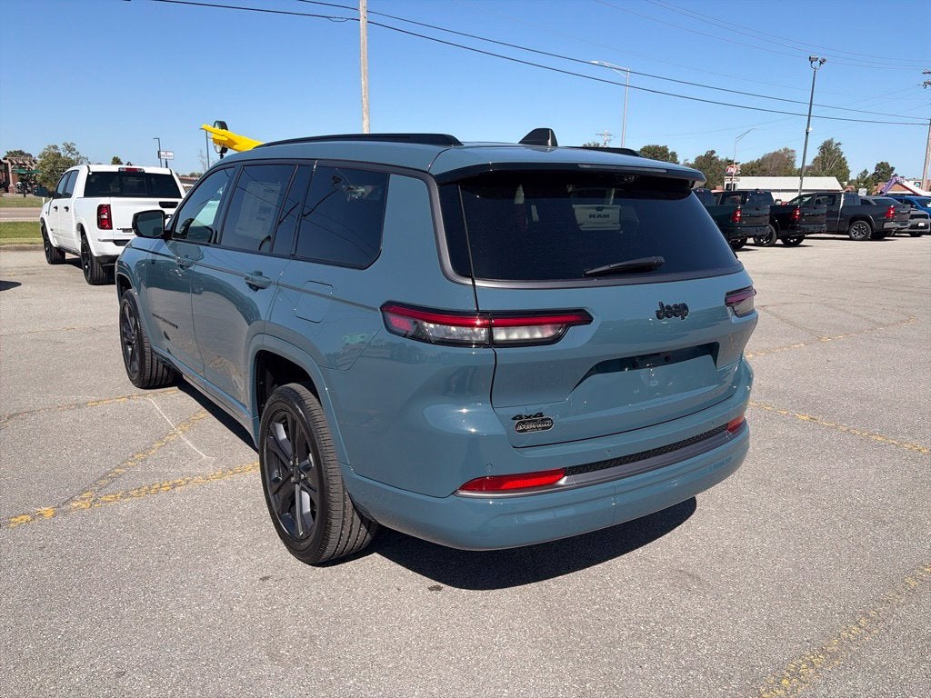 2027 Jeep Grand Cherokee GRAND CHEROKEE L LIMITED RESERVE 4X4
