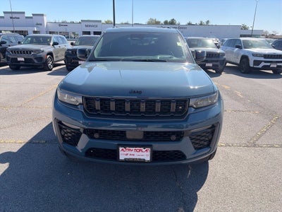 2027 Jeep Grand Cherokee GRAND CHEROKEE L LIMITED RESERVE 4X4