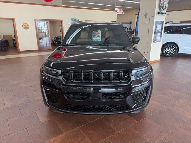 2026 Jeep Grand Cherokee GRAND CHEROKEE L SUMMIT 4X4