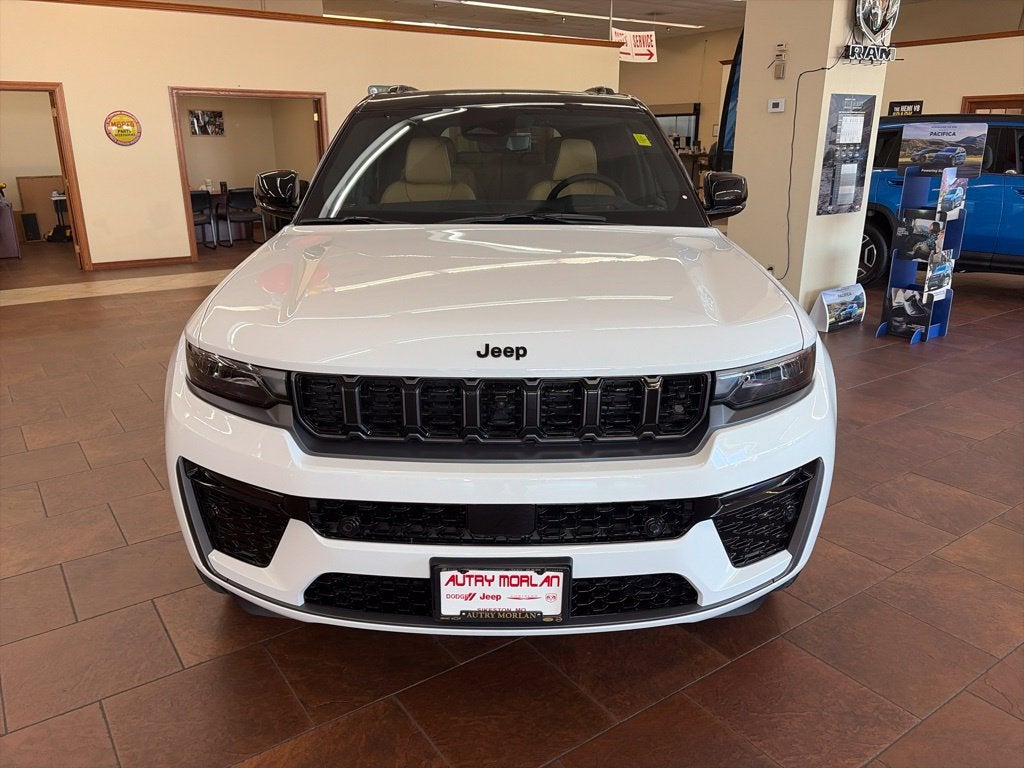 2027 Jeep Grand Cherokee GRAND CHEROKEE L SUMMIT 4X4