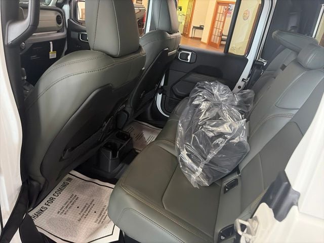 2026 Jeep Gladiator GLADIATOR MOJAVE X 4X4