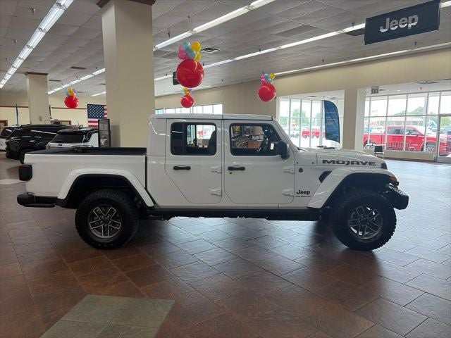 2026 Jeep Gladiator GLADIATOR MOJAVE X 4X4