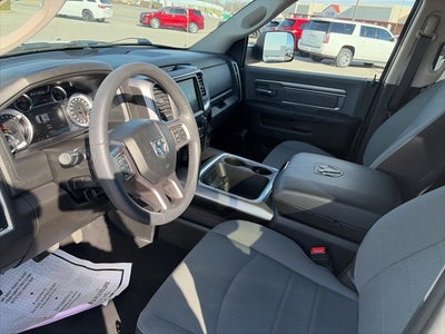 2023 RAM 1500 Classic SLT Crew Cab 4x2 5'7' Box