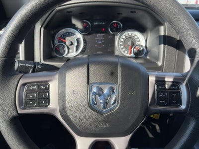 2023 RAM 1500 Classic SLT Crew Cab 4x2 5'7' Box