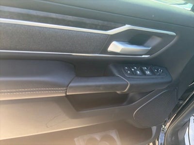 2021 RAM 1500 Big Horn Quad Cab 4x4 6'4' Box