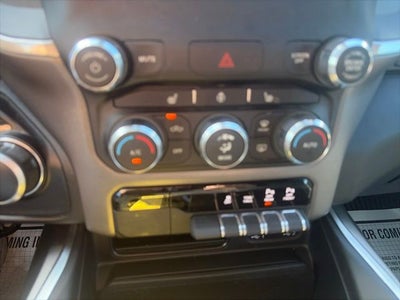 2021 RAM 1500 Big Horn Quad Cab 4x4 6'4' Box