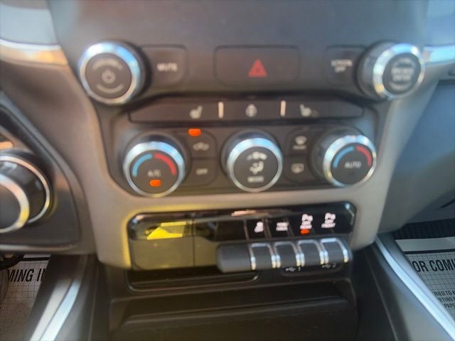 2021 RAM 1500 Big Horn Quad Cab 4x4 6'4' Box