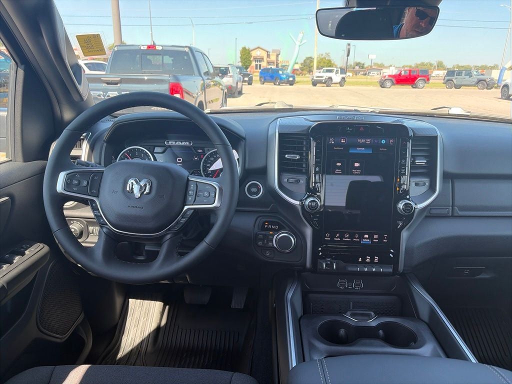 2026 RAM 1500 RAM 1500 BIG HORN CREW CAB 4X4 5'7' BOX