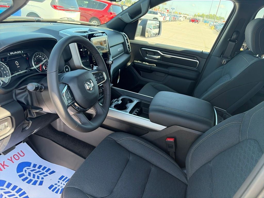 2027 RAM Ram 1500 RAM 1500 BIG HORN CREW CAB 4X4 5'7' BOX