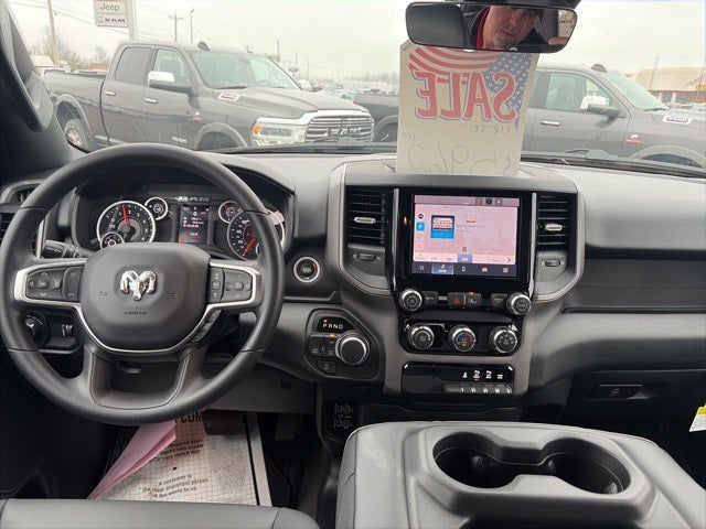 2026 RAM Ram 1500 RAM 1500 TRADESMAN CREW CAB 4X4 5'7' BOX