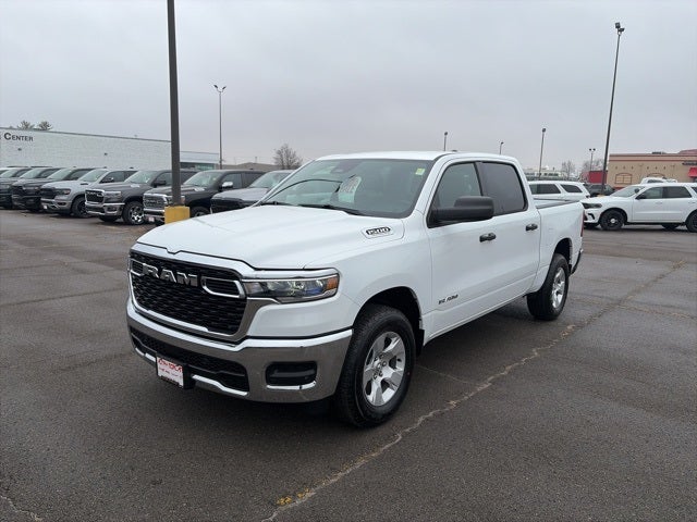 2026 RAM Ram 1500 RAM 1500 TRADESMAN CREW CAB 4X4 5'7' BOX