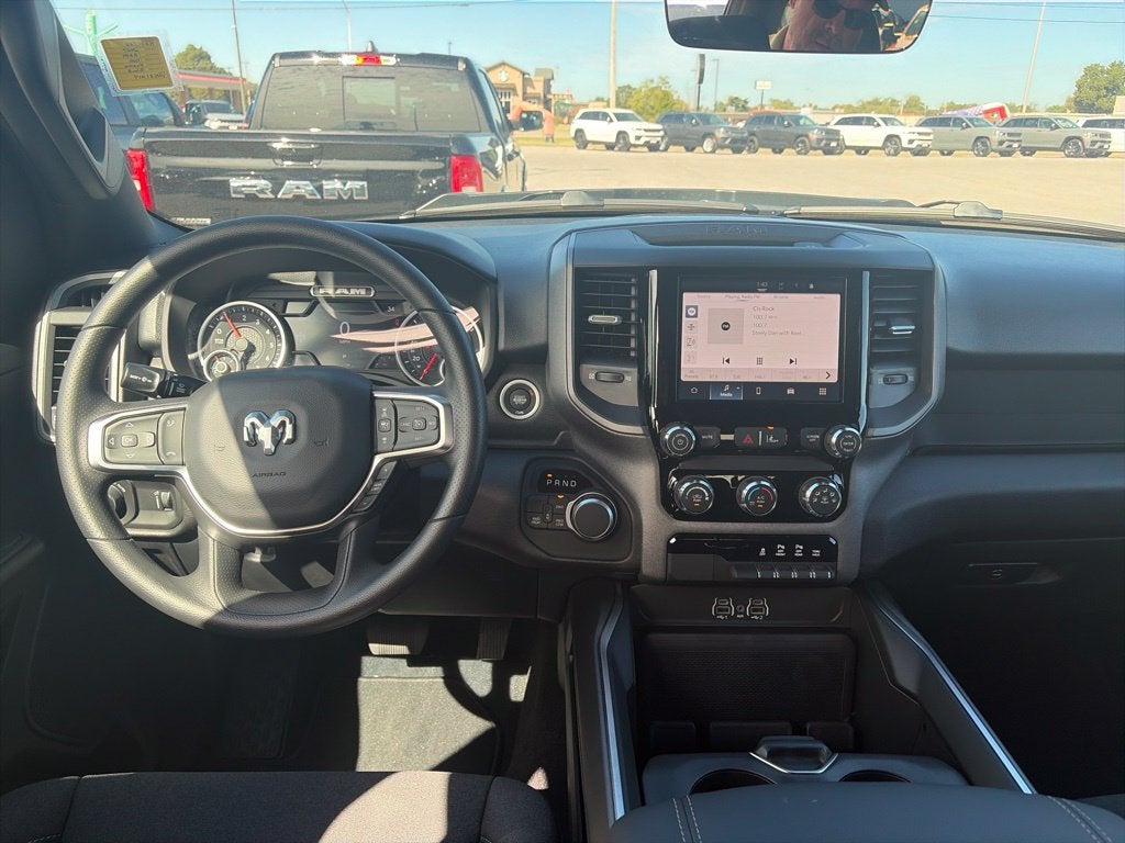 2027 RAM Ram 1500 RAM 1500 EXPRESS CREW CAB 4X4 5'7' BOX