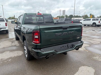 2027 RAM Ram 1500 RAM 1500 EXPRESS CREW CAB 4X4 5'7' BOX