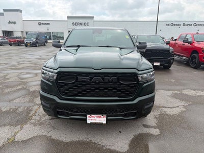 2027 RAM Ram 1500 RAM 1500 EXPRESS CREW CAB 4X4 5'7' BOX
