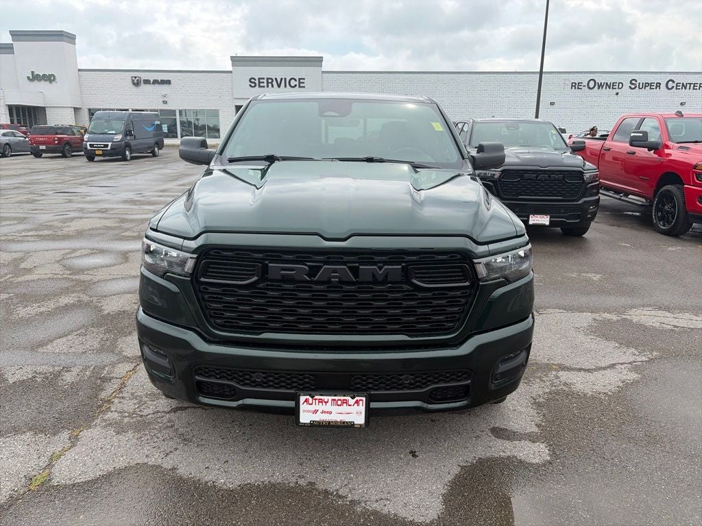 2027 RAM Ram 1500 RAM 1500 EXPRESS CREW CAB 4X4 5'7' BOX