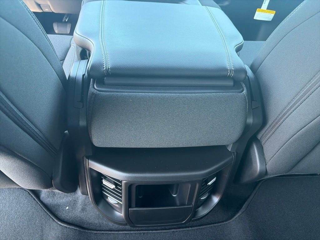 2026 RAM 1500 RAM 1500 EXPRESS CREW CAB 4X4 5'7' BOX