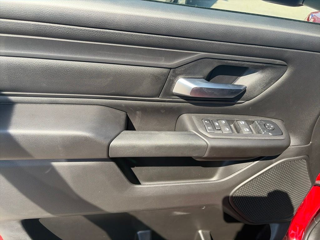 2026 RAM 1500 RAM 1500 EXPRESS CREW CAB 4X4 5'7' BOX