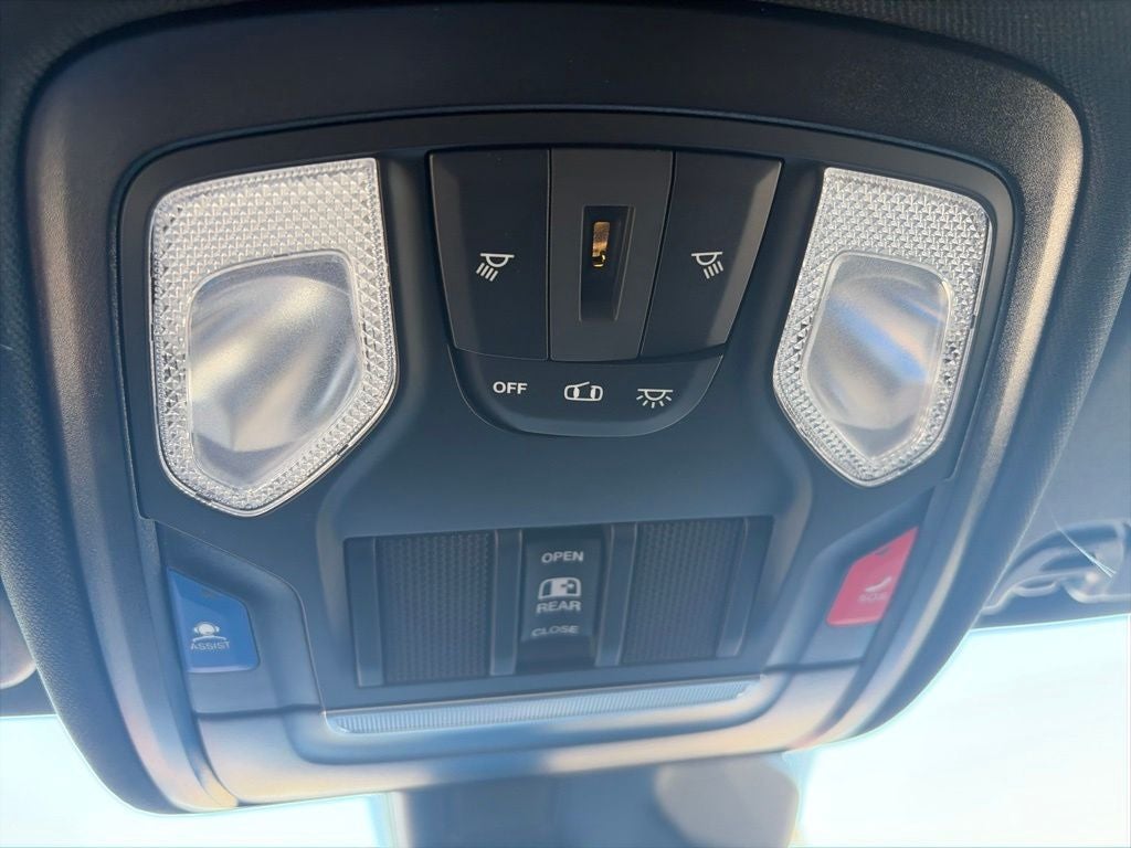 2026 RAM 1500 RAM 1500 EXPRESS CREW CAB 4X4 5'7' BOX