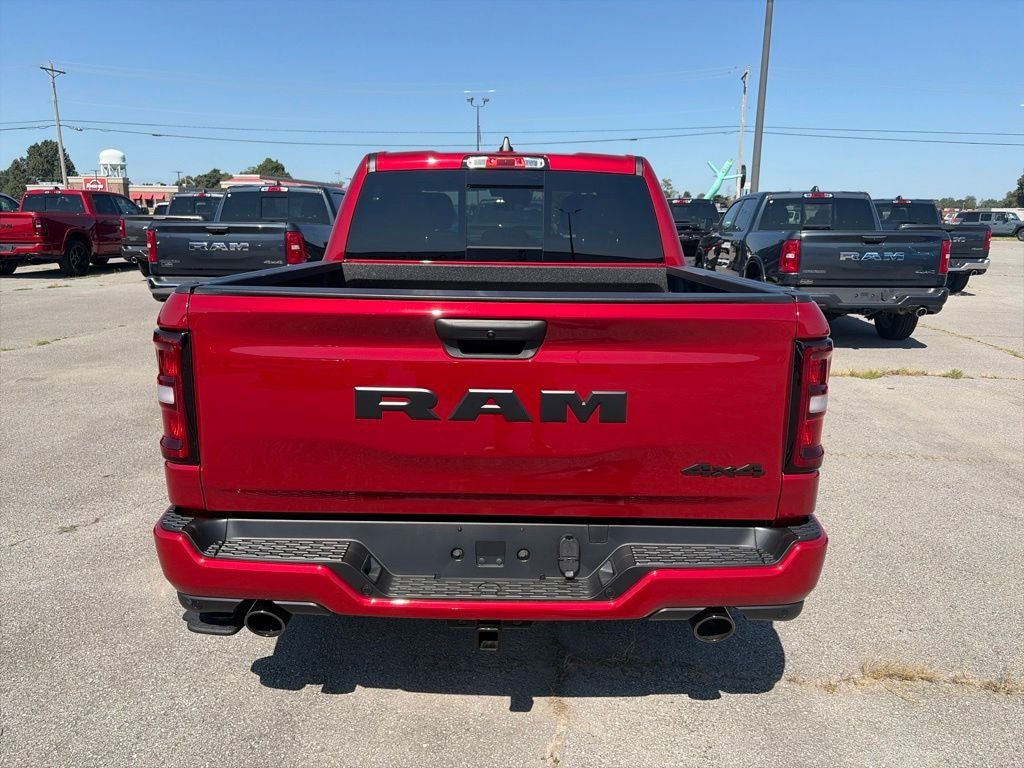 2026 RAM 1500 RAM 1500 EXPRESS CREW CAB 4X4 5'7' BOX