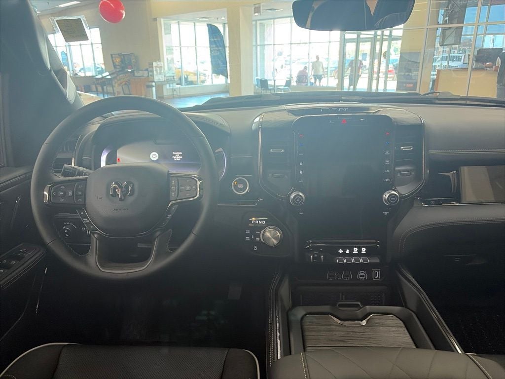 2027 RAM Ram 1500 RAM 1500 LIMITED CREW CAB 4X4 5'7' BOX
