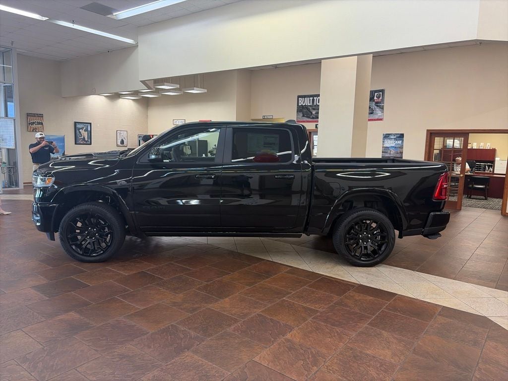 2027 RAM Ram 1500 RAM 1500 LIMITED CREW CAB 4X4 5'7' BOX