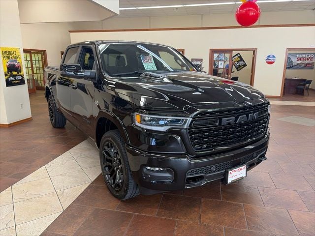 2026 RAM 1500 RAM 1500 LIMITED CREW CAB 4X4 5'7' BOX
