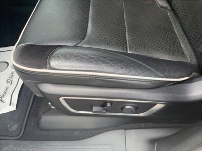 2025 RAM 1500 Laramie Crew Cab 4x4 5'7' Box