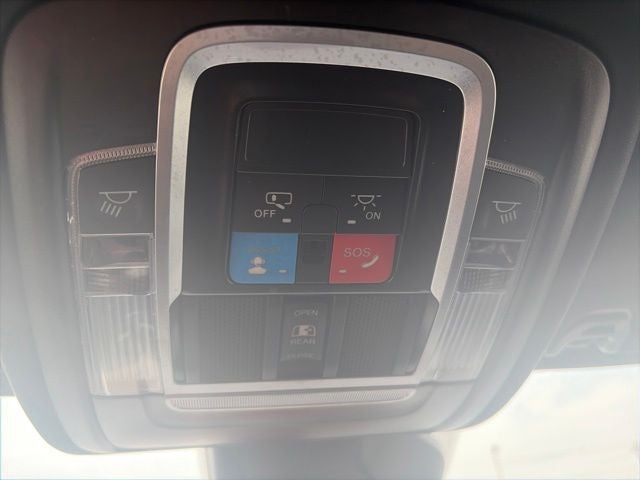 2025 RAM 1500 Laramie Crew Cab 4x4 5'7' Box