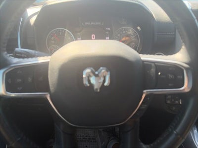 2023 RAM 1500 Laramie Crew Cab 4x4 5'7' Box