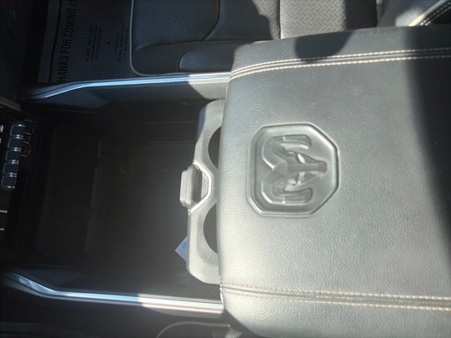 2023 RAM 1500 Laramie Crew Cab 4x4 5'7' Box