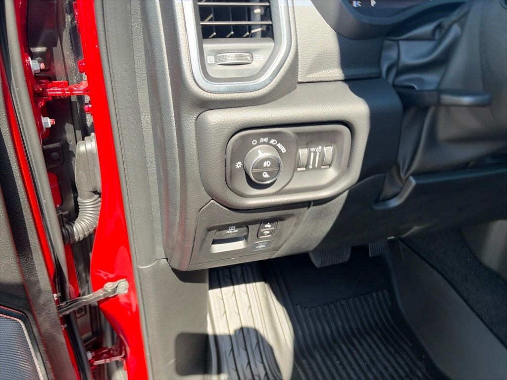 2027 RAM Ram 1500 RAM 1500 LARAMIE CREW CAB 4X4 5'7' BOX