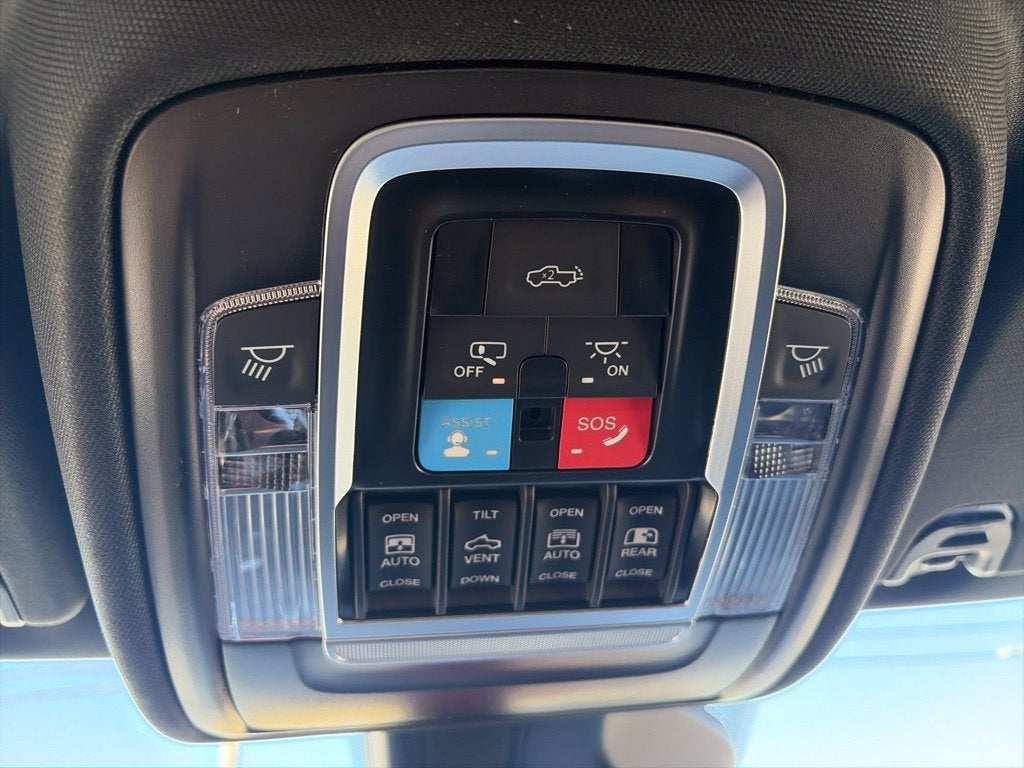 2027 RAM Ram 1500 RAM 1500 LARAMIE CREW CAB 4X4 5'7' BOX