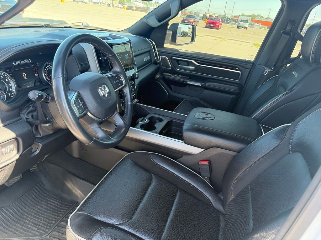 2022 RAM 1500 Laramie Crew Cab 4x4 5'7' Box