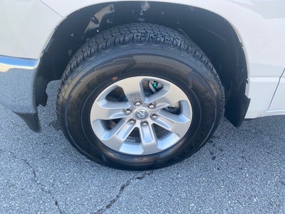 2023 RAM 1500 Laramie Crew Cab 4x4 5'7' Box