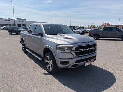 2022 RAM 1500 Laramie Crew Cab 4x4 5'7' Box