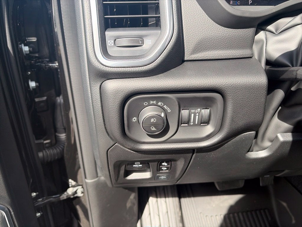 2027 RAM Ram 1500 RAM 1500 LARAMIE CREW CAB 4X4 5'7' BOX