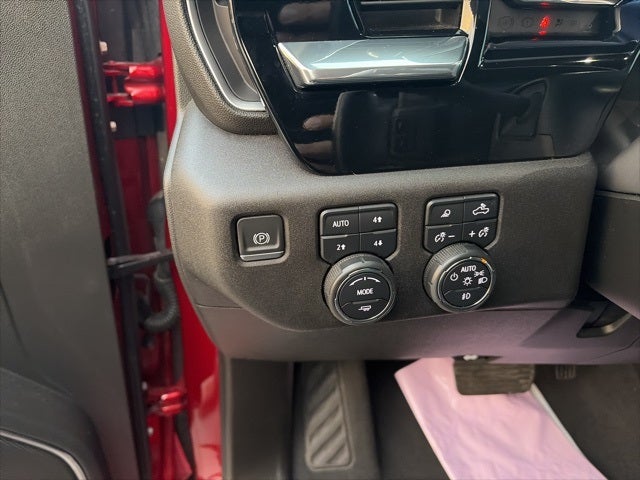 2023 Chevrolet Silverado 1500 4WD Crew Cab Short Bed RST