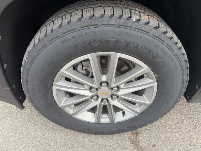 2023 Chevrolet Traverse FWD LT Cloth
