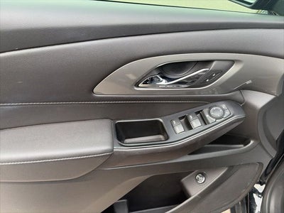 2023 Chevrolet Traverse FWD LT Cloth