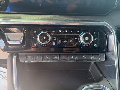 2025 GMC Sierra 2500HD 4WD Crew Cab Standard Bed Denali