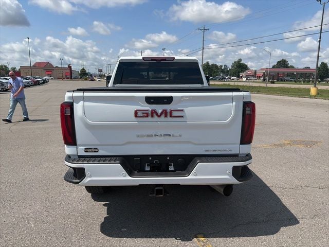 2025 GMC Sierra 2500HD 4WD Crew Cab Standard Bed Denali