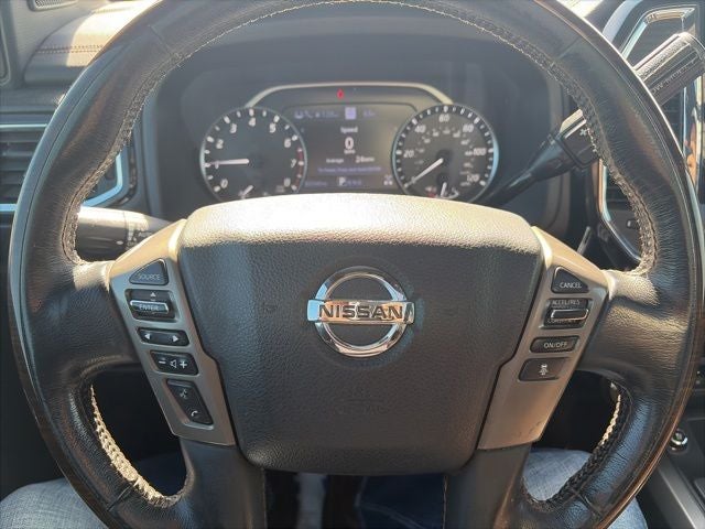 2021 Nissan TITAN Crew Cab Platinum Reserve 4x4