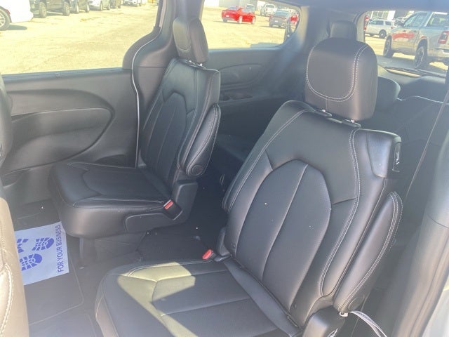 2026 Chrysler Voyager VOYAGER LX