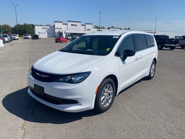 2026 Chrysler Voyager VOYAGER LX