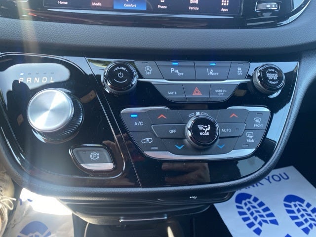 2026 Chrysler Voyager VOYAGER LX