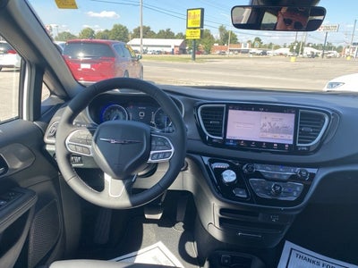 2026 Chrysler Voyager VOYAGER LX