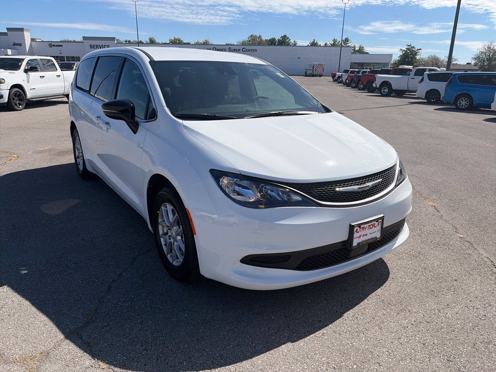 2027 Chrysler Pacifica PACIFICA LX