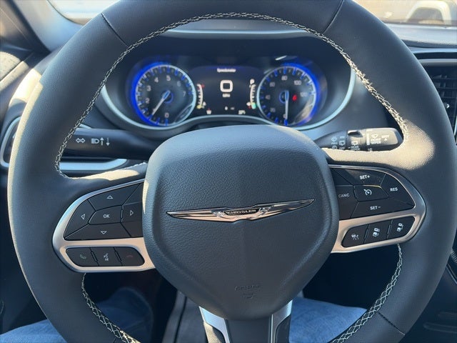 2026 Chrysler Voyager VOYAGER LX