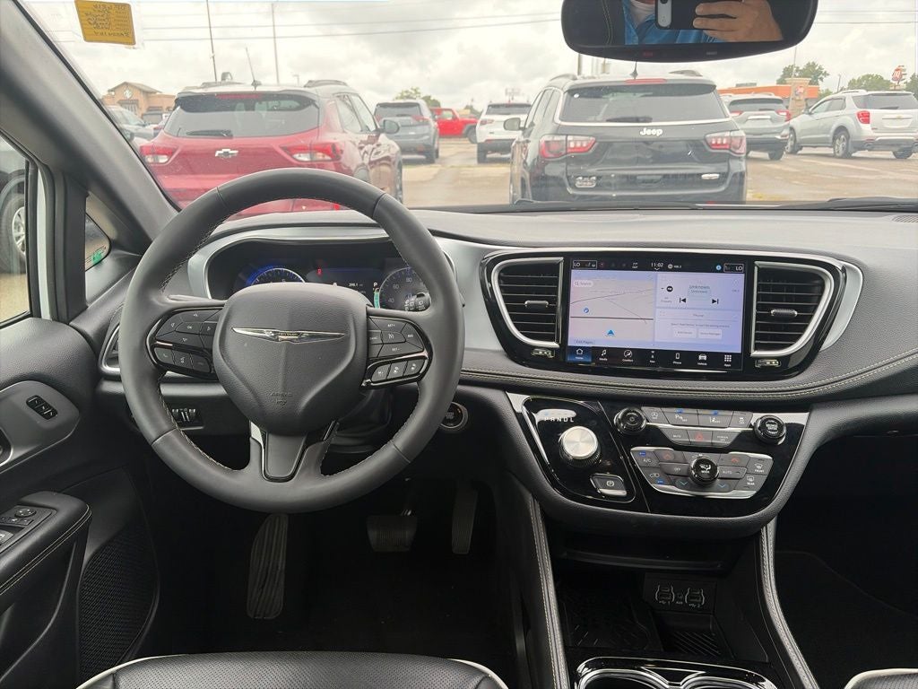 2025 Chrysler Pacifica Limited
